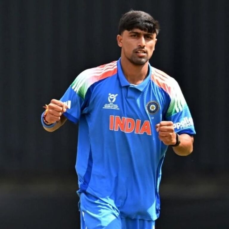 अंडर-19 वर्ल्ड कप में भारत की जीत से शुरुआत:अमेरिका को 6 विकेट से हराया, हेनिल पटेल को 5 विकेट; वैभव 2 रन बना सके