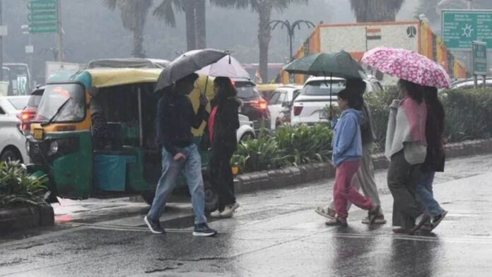 Weather Update: फरवरी में फिर बदलेगा मौसम, तेज हवाओं के साथ बारिश और कड़ाके की ठंड का अलर्ट