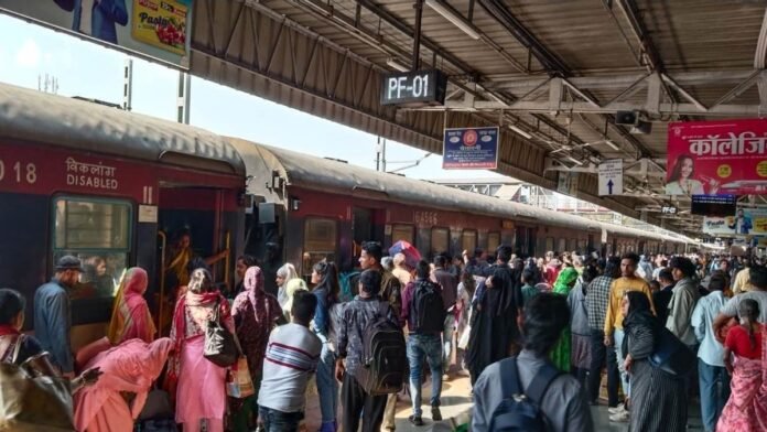 Indian Railway News: चैत्र नवरात्रि से पहले वैष्णो देवी जाने वाली ट्रेनों में नो-रूम की स्थिति, एडवांस बुकिंग फुल