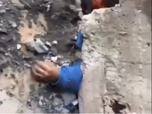 इजराइल की ईरान पर एयरस्ट्राइक की 25 PHOTO-VIDEO:तेहरान समेत कई शहरों में धुएं का गुबार, ईरान के फाइटर जेट्स ने भी उड़ान भरी