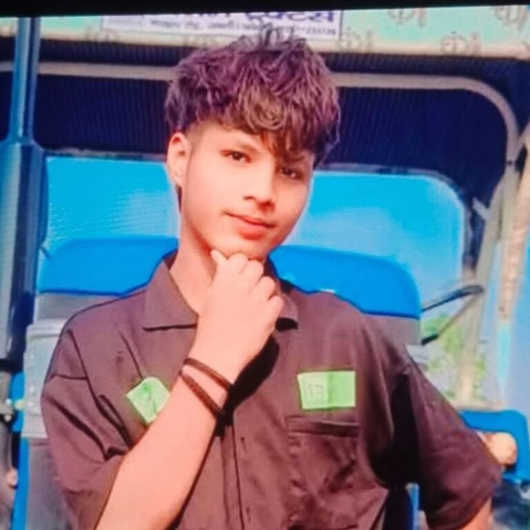 गर्लफ्रेंड से मिलने पहुंचा नाबालिग-बॉयफ्रेंड का जंगल में मिला शव:दोस्तों से फोन पर कहा-कुछ लोग पीछा कर रहे हैं…मैं भाग रहा हूं,परिजनों बोले-हत्या हुई