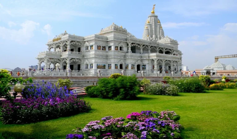 Temples for Couples: Couples के लिए ‘वरदान’ हैं ये 3 Divine Temples, यहां दर्शन करने से रिश्ता होता है और भी मजबूत
