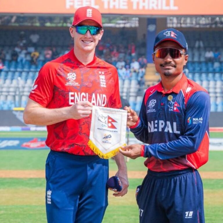 टी-20 वर्ल्ड कप- इंग्लैंड का पहला विकेट गिरा:डेब्यू कर रहे शेर मल्ला ने फिल सॉल्ट को आउट किया; नेपाल के खिलाफ स्कोर-19/1