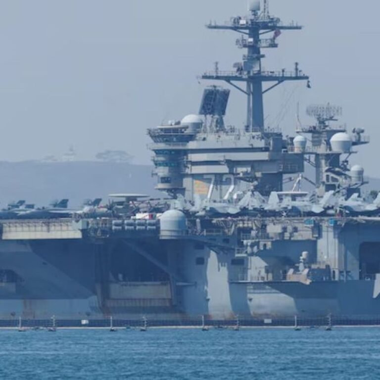 अमेरिकी सेना ने ईरानी ड्रोन को मार गिराया:अरब सागर में US नेवी के एयरक्राफ्ट कैरियर के पास पहुंचा था