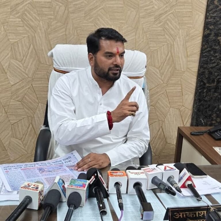 सरकारी जमीन पर अवैध कब्जा, नेता प्रतिपक्ष ने उठाए सवाल:कहा- नगर निगम की कार्रवाई सिर्फ दिखावा, प्रशासन से जवाब मांगा