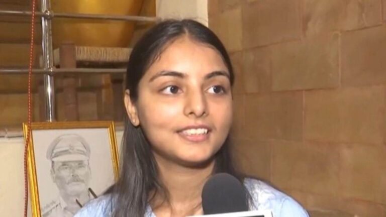 भोपाल की बेटी ने पहले ही प्रयास में रचा इतिहास, CA की नौकरी छोड़ हासिल की 274वीं रैंक