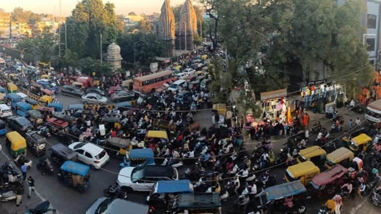 रंगपंचमी स्पेशल… इंदौर में यातायात व्यवस्था में बड़ा बदलाव, सुबह 9 से दोपहर 3 बजे तक राजवाड़ा की ओर वाहनों की एंट्री बंद; देखें वैकल्पिक मार्ग