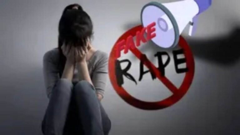 Ujjain News: महामंडलेश्वर को दुष्कर्म के झूठे केस में फंसाने की खौफनाक साजिश, उज्जैन पुलिस ने दो पर कसा शिकंजा