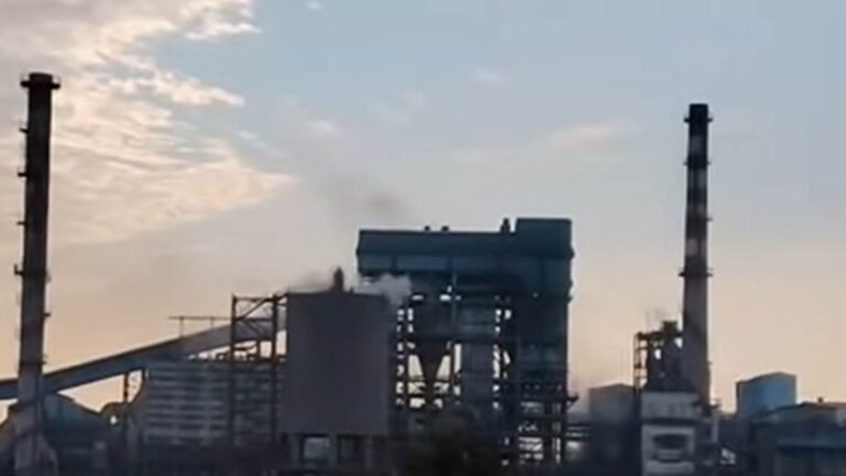 बिलासपुर के नोवा प्लांट में हादसा: पिघला लोहा डालते समय चार श्रमिक झुलसे