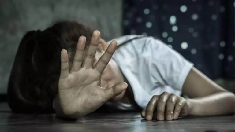 नाबालिग से मुस्लिम सहेलियों के भाई ने छह माह तक किया दुष्कर्म, गर्भवती होने पर खुला राज