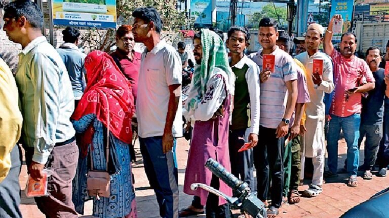 चार दिनों से ठप पड़े गैस कंपनियों के सर्वर ने पकड़ी रफ्तार, तो जबलपुर में उपभोक्ताओं को मिलने लगी राहत