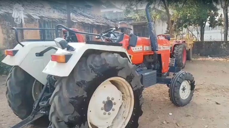 छिंदवाड़ा के झिरी घाट पर रेत से भरा ट्रैक्टर पलटने से ड्राइवर सहित तीन लोगों की मौत