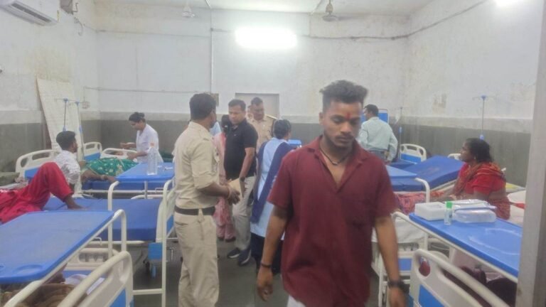 छत्तीसगढ़ के कोरबा में दुल्हन को लेकर लौट रही कार के पलटने से मासूम की मौत, आधा दर्जन से ज्यादा लोग घायल