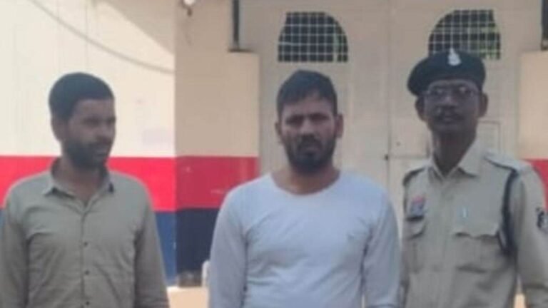 भिलाई में एटीएम उखाड़ने वाले ‘मेरठ गैंग’ का पर्दाफाश,  मेटाडोर से खींचकर चोरी की थी कोशिश; यूपी के दो शातिर लुटेरे गिरफ्तार