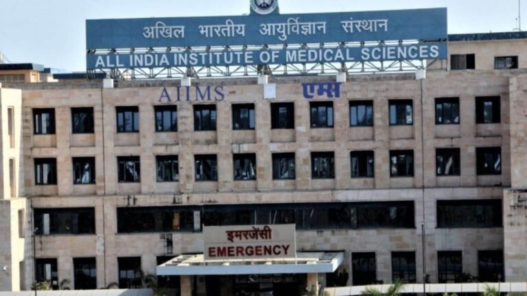 एम्स भोपाल में फेफड़ा प्रत्यारोपण की तैयारी अंतिम चरण में,  मुंबई और चेन्नई के विशेषज्ञों ने दी जटिल सर्जरी की ट्रेनिंग