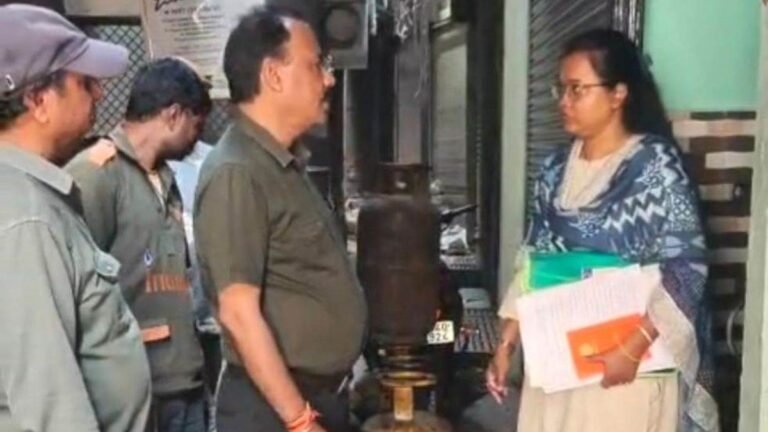 1400 में खरीदकर 2500 में बेच रहे थे सिलिंडर, खाद्य विभाग ने दबोचा, अवैध रिफिलिंग सेंटर्स पर भी चला डंडा