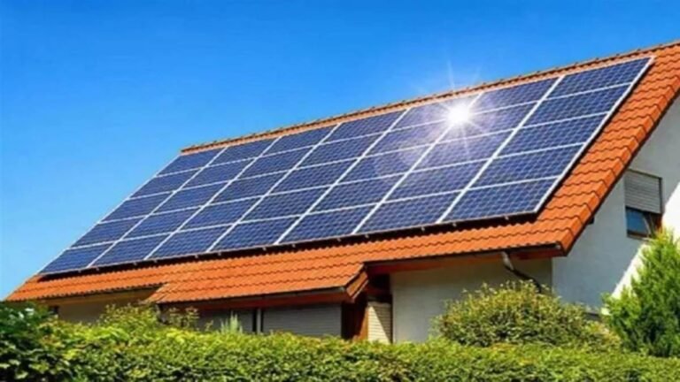 मध्य प्रदेश में प्रधानमंत्री सूर्य घर योजना वाले उपभोक्ताओं पर सात प्रतिशत टैरिफ की लग रही है मार