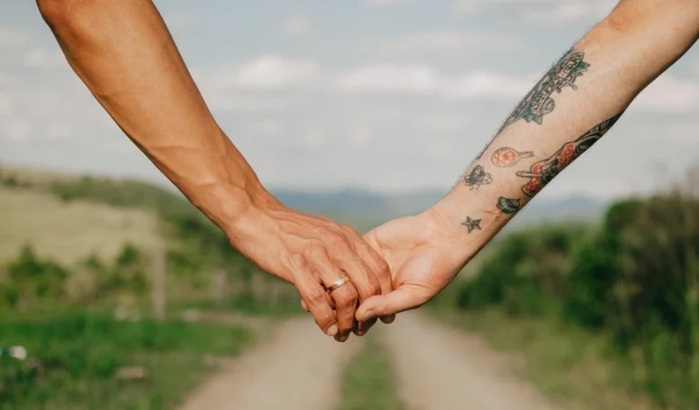 Love Horoscope For 4 March 2026 | आज का प्रेम राशिफल 4 मार्च | प्रेमियों के लिए कैसा रहेगा आज का दिन