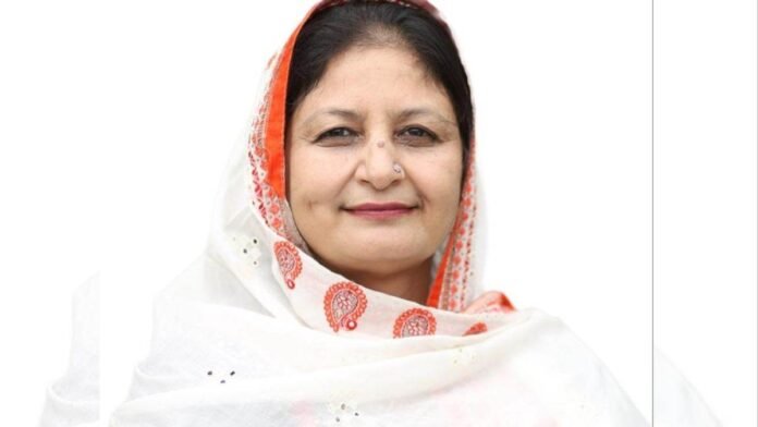 'कांग्रेस भाड़ में जाए...', वंदे मातरम विवाद पर अपनी ही पार्टी से भिड़ीं पार्षद रूबीना खान