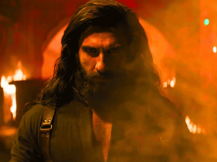 धुरंधर देखकर परेश रावल बोले- काश मैं इसमें होता:यह सिर्फ एक फिल्म नहीं बल्कि गाथा है; आदित्य धर की ‘उरी’ में कर चुके हैं काम