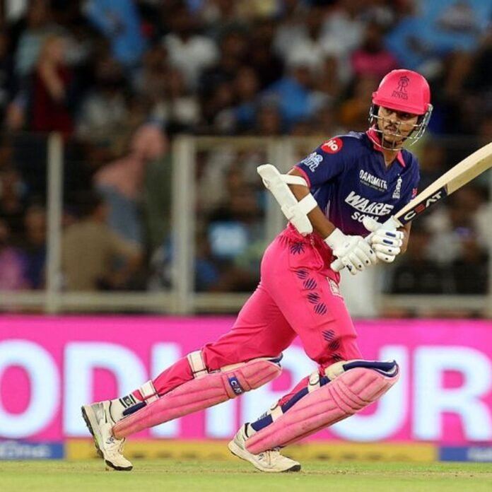 IPL में गुजरात vs राजस्थान:यशस्वी फिफ्टी लगाकर आउट, रबाडा ने बोल्ड किया; रॉयल्स की सेंचुरी पूरी